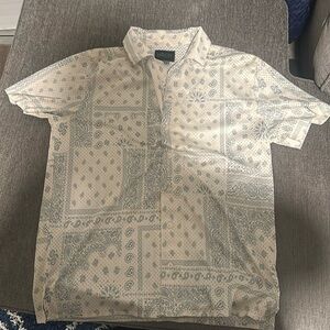 Short and shirt from TJ Max. Size medium. Great condition